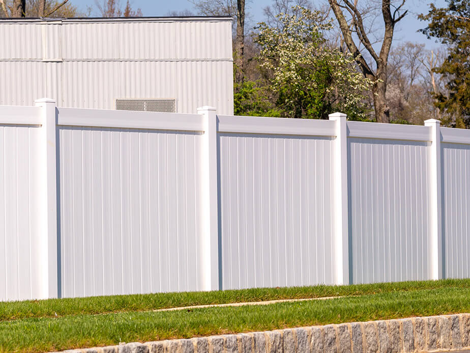 Commercial Vinyl Fence Company In Charlotte Metro Area
