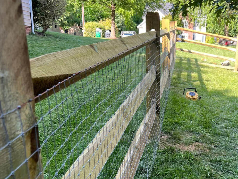 Farm fence company in Charlotte Metro Area 