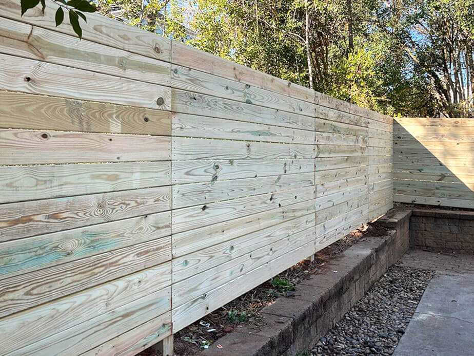Wood fence company in Charlotte Metro Area 